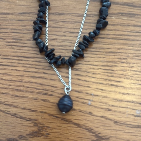 NWT Urban Outfitters Black and Silver Layered Necklace - Picture 2 of 3